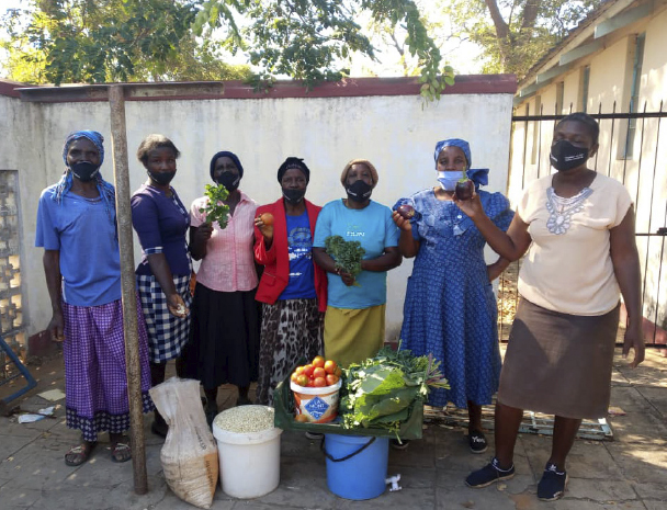 media-block_judith-msindo-133162-and-mothers_zim