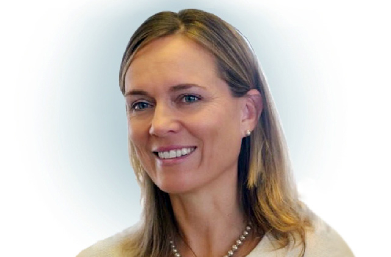 Caroline-Kende-Robb-feature-block_our-team