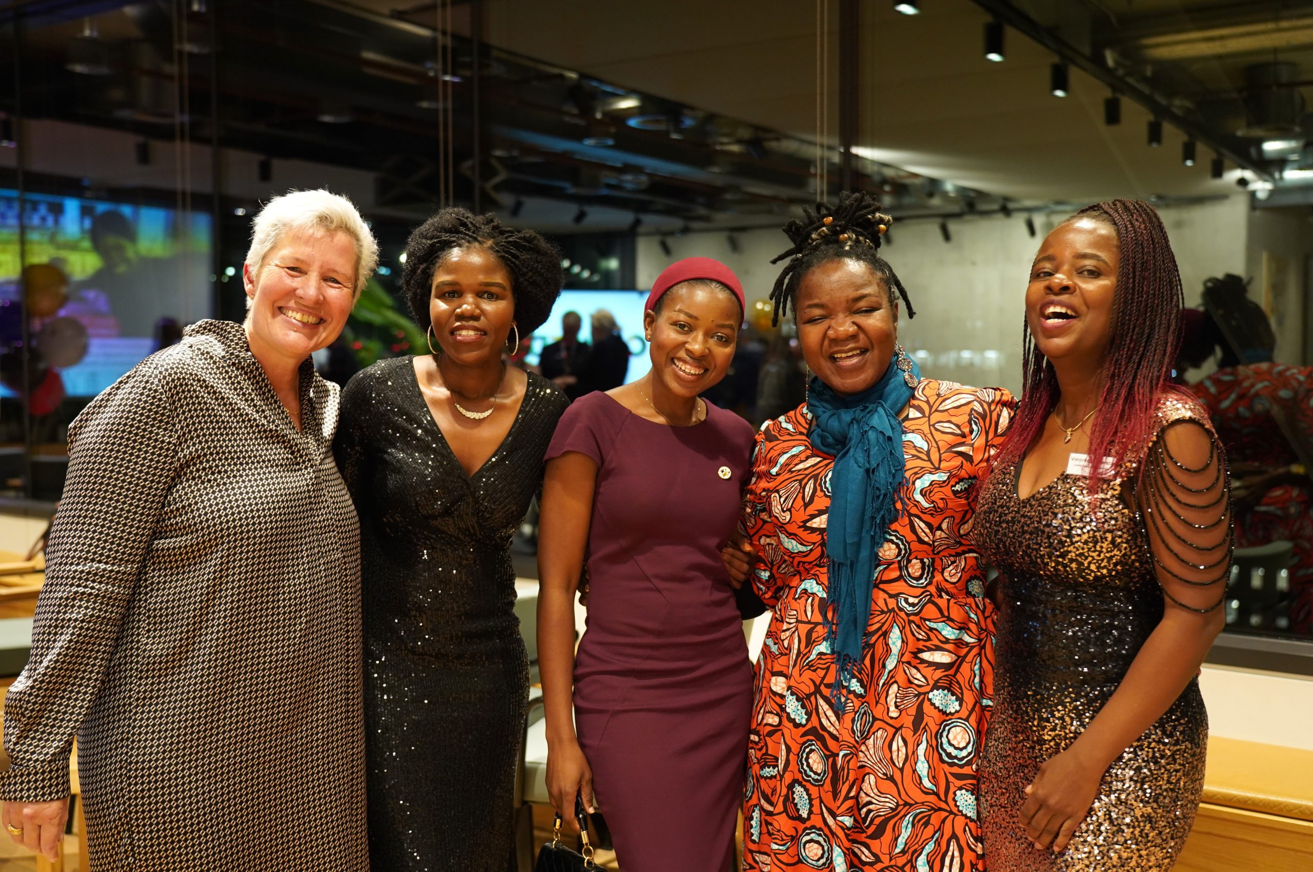 Anne-Birgitte-Forget-Shareka-Fatimata-Ali-Angie-Mirimirwa-Veronica-Sibanda_DSC00969_Chris-Loades