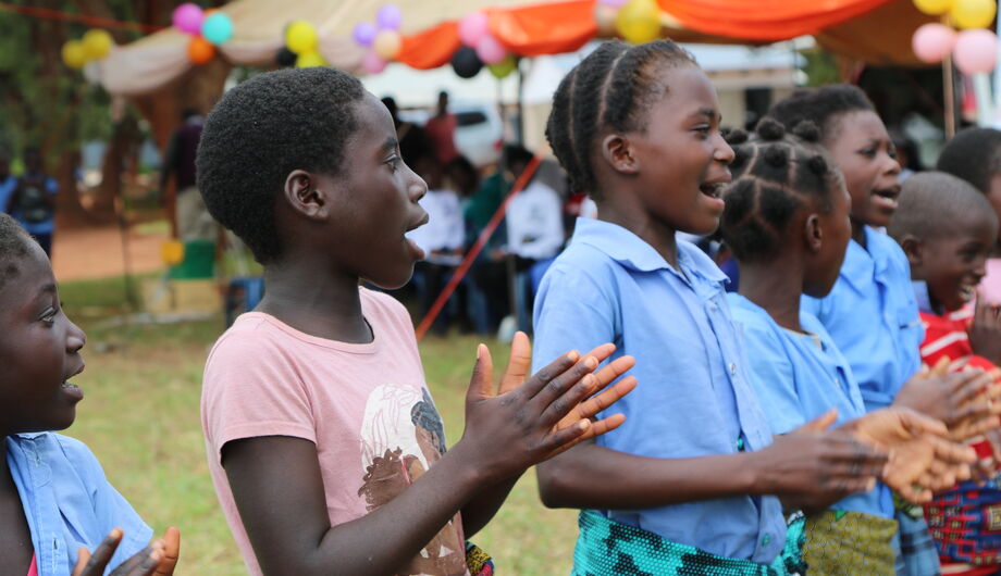 Students-Singing-Sanitation-Water-Panel-Chinsali-Zam-Mar-2026_Emma-Lwando